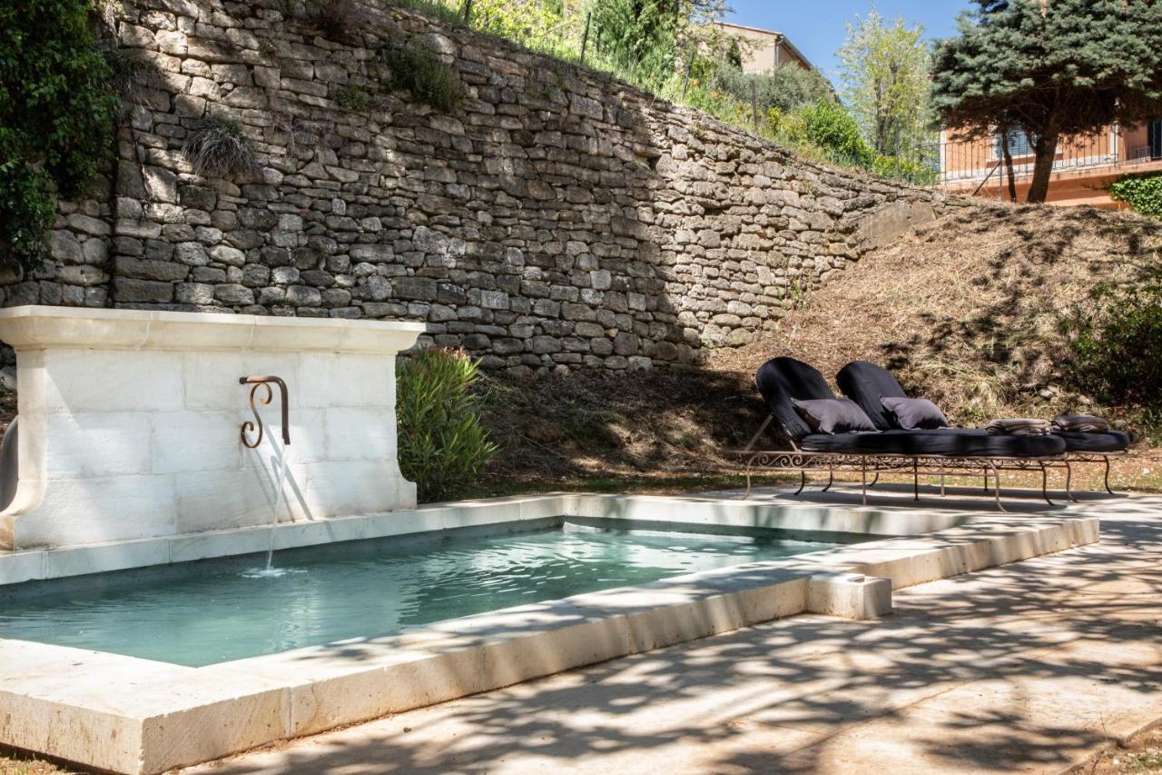 Les Cabanes De La Fontaine Lacoste  Zewnętrze zdjęcie